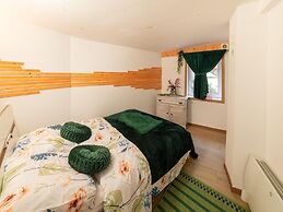 Gite Pacifique - Charming Holiday Home at the Entrance to the Ardennes