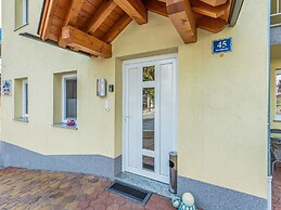 Nice Apartment in Sautens With a Cozy Terrace