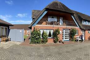 Nice Apartment in Dagebull-kirche