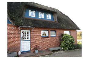 Nice Apartment in Dagebull-kirche