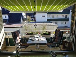 Watt's Happiness Close to the Beach