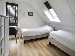 Beautiful Villa on the Water in Friesland