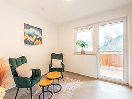 Spacious Apartment in Uderns With Balcony