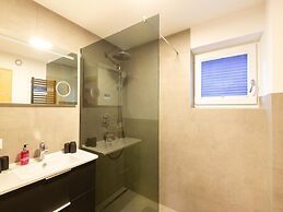 Spacious Apartment in Uderns With Balcony