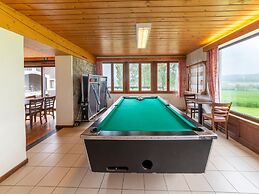 Magnificent Group House With Sauna
