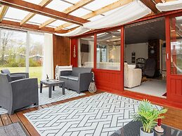 6 Person Holiday Home in Hemmet