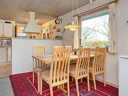 6 Person Holiday Home in Hemmet