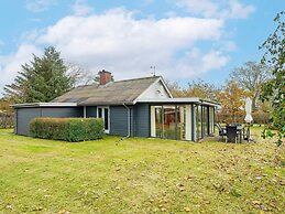 6 Person Holiday Home in Hemmet