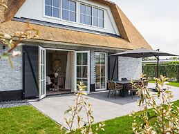 New Thatched Villa Near the Beach