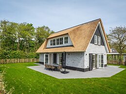 New Thatched Villa Near the Beach