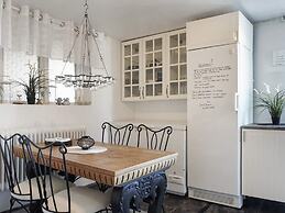4 Person Holiday Home in Kungshamn-by Traum