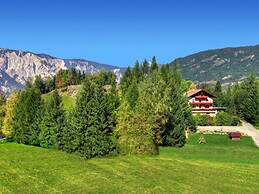 Holiday Home Chalet Astrid