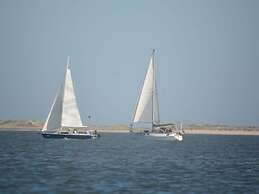 Strandfleh Modern Retreat