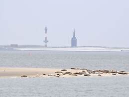 Strandfleh Modern Retreat