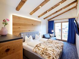 Large Chalet With Carmine and Wellness Area