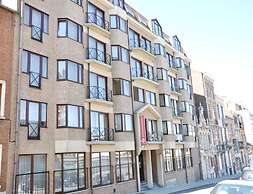 Apartment in Nieuwpoort With sea View