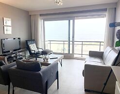 Apartment in Nieuwpoort With sea View