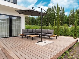 Villa With Sauna and Heated Pool Near Harderwijk