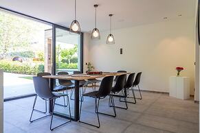 Luxury Holiday Home in Kortrijk With Wellness