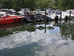 Holiday Apartment Age