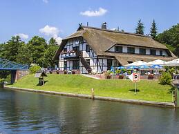 Holiday Apartment Age