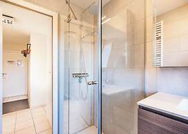 Corner Apartment With 2 Bedrooms