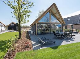 Modern Holiday Home Near Baarle-nassau