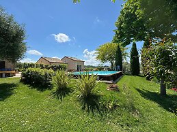 Stylish Panoramic Villa With Private Pool