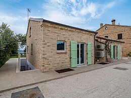 Stylish Panoramic Villa With Private Pool