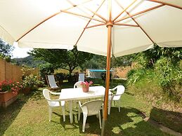 Stone House, Immersed in Nature With Fenced Garden and Private Pool