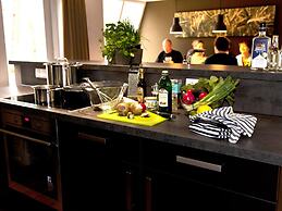 Comfortable Family and Friends House With Wellness