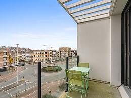 Stylish Apartment Near the Center