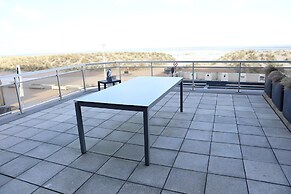 Apartment in Nieuwpoort With sea View