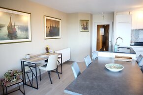 Apartment in Nieuwpoort With sea View