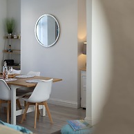 Comfrey Cottage - Lovely Cottage Near the Beach