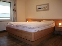 152 in the Trafalgar House