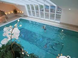 152 in the Trafalgar House