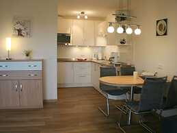 152 in the Trafalgar House