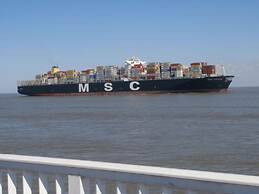 152 in the Trafalgar House