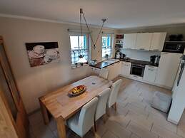 Shell Seeker Modern Retreat