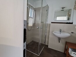 Shell Seeker Modern Retreat