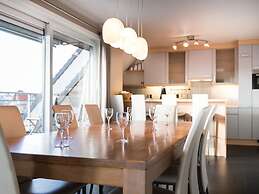 Maeterlinck 201 Sunny Penthouse in Koksijde