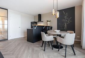 Beautiful Apartment With Marina View