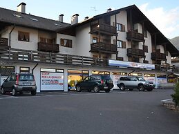 Belvilla by OYO Negritella Quadri Sette