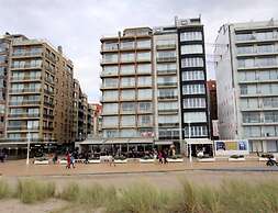 Apartment in Nieuwpoort With sea Views