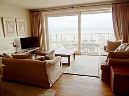 Apartment in Nieuwpoort With sea Views
