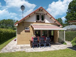 Peaceful Holiday Home With Shared Pool