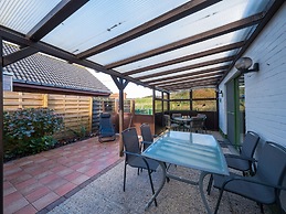 Cosy Holiday Home on the Dunes