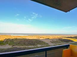 Modern Apartment for 4 People With View