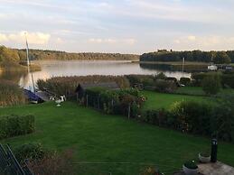 Schaal Lake Residence